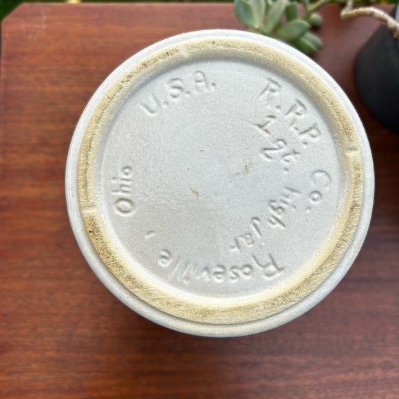 Roseville Blue Stripe 1 quart Stoneware Crock Container - Picture 4 of 5